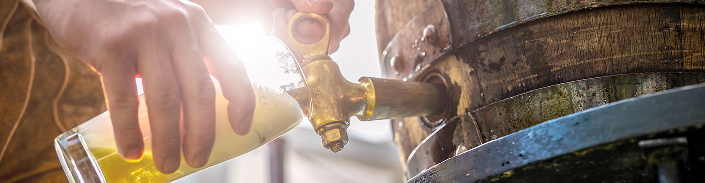 El papel del roble en el sabor y los matices en la cerveza